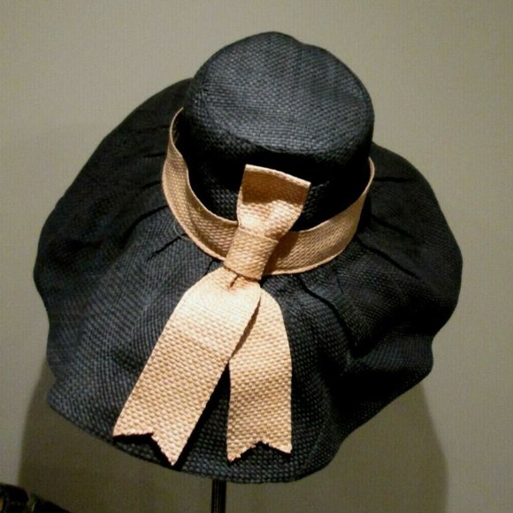 Mud Pie Accessories - Mud Pie Elegant Oversized Floppy Wide Brim Beach Glam Derby Sun Hat Adjustable